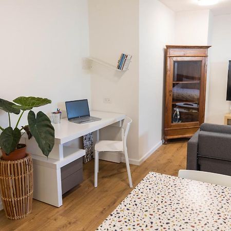 Sheba-Shik Studio Apartment: Tel Hashomer Charm Ramat Gan Exterior photo