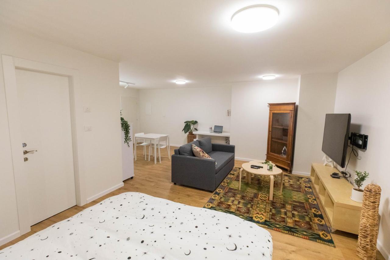 Sheba-Shik Studio Apartment: Tel Hashomer Charm Ramat Gan Exterior photo